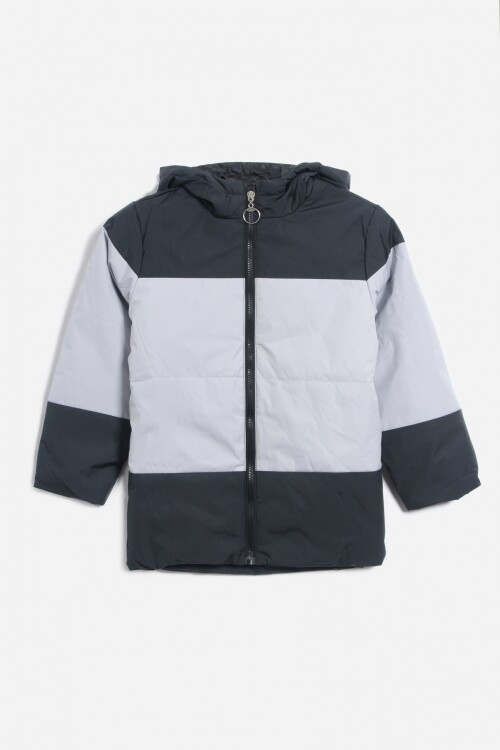 Campera capitoneada con capucha GRIS