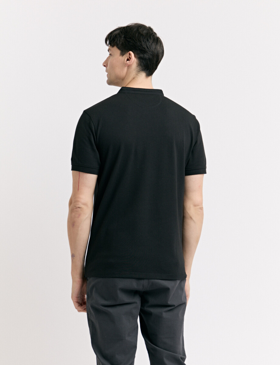 520750 REMERA HARRINGTON LABEL Negro