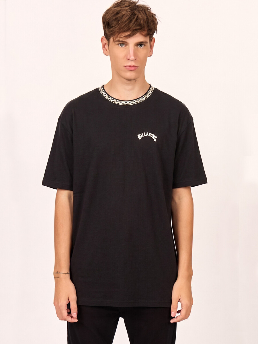 REMERA FRONT OVER TEE 
