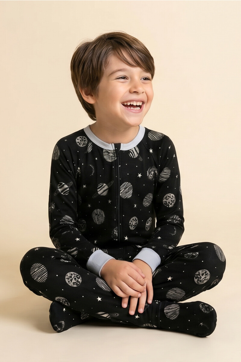 ENTERITO ESTAMPADO CON PIE NEGRO