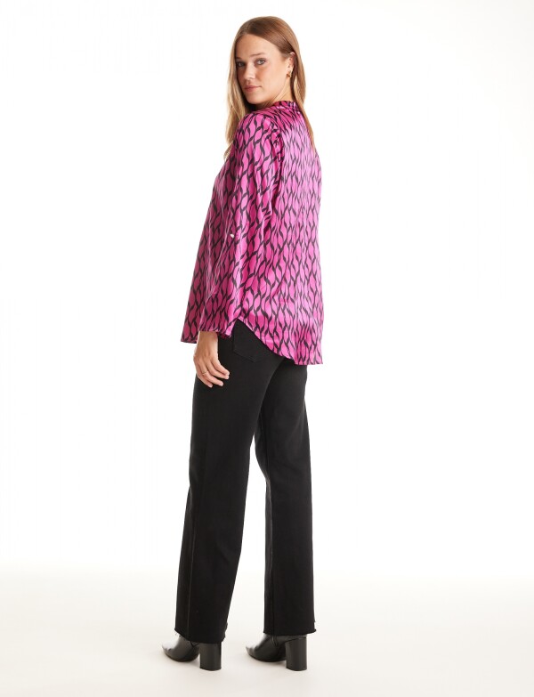 Blusa Saten Escote V FUCSIA
