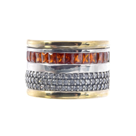 Anillo de plata 925 y double en oro 18 ktes con circonias. Anillo de plata 925 y double en oro 18 ktes con circonias.