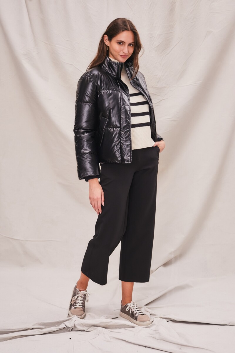 Campera Engomada Water Repellent Negro