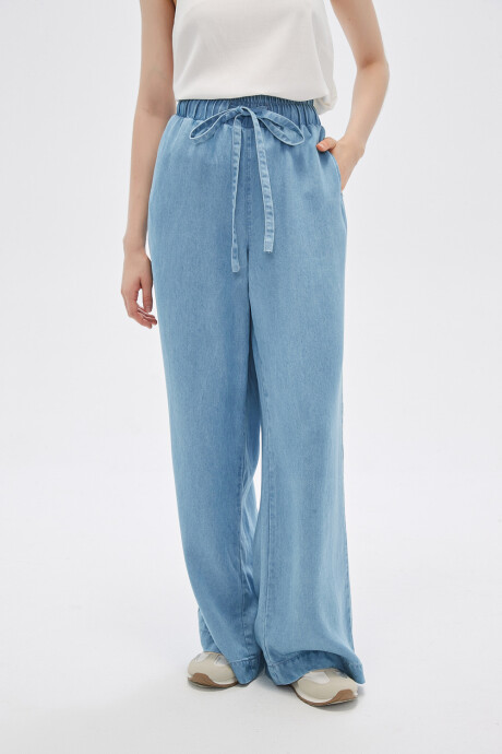 Pantalon Tivora Azul Claro