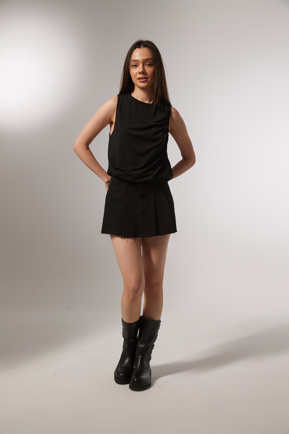 Short Tutem Negro