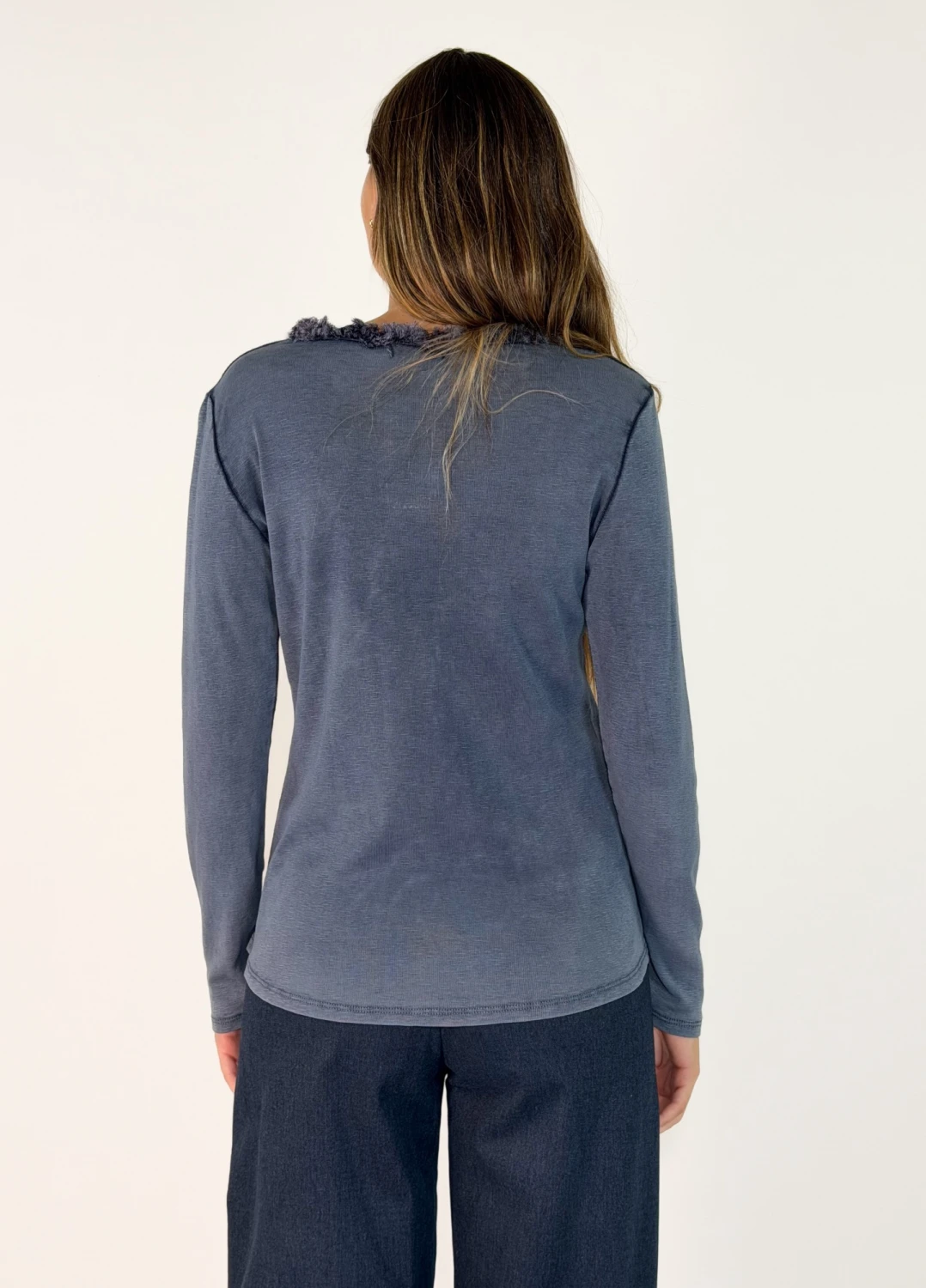 REMERA GAURA