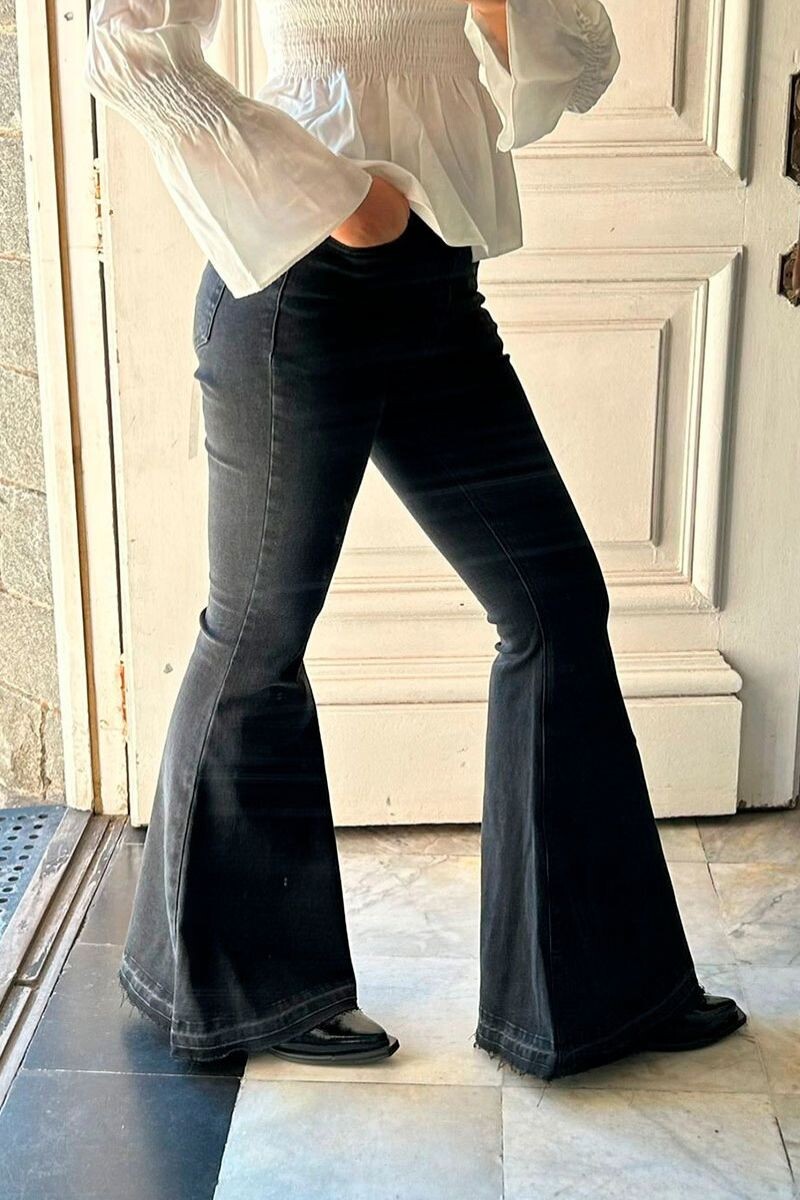 Wider Black