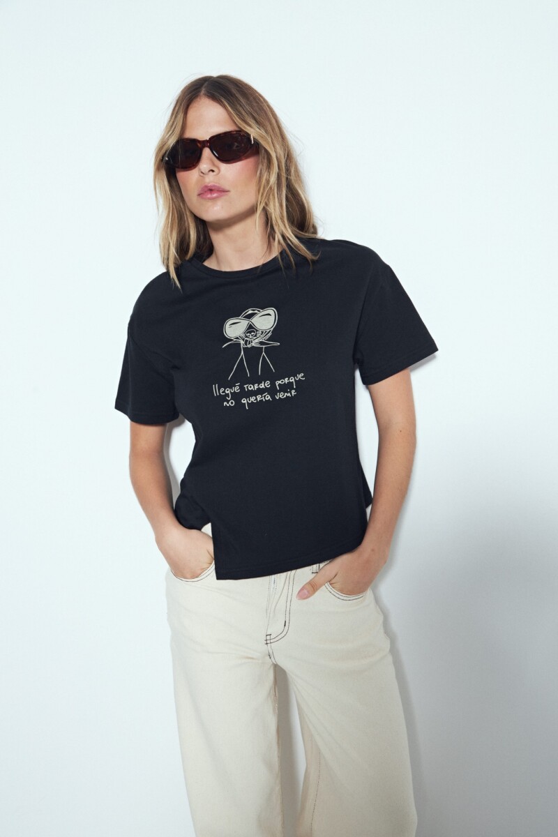 REMERA TARUMÁ Negro