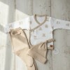 Primer muda PILIM estampada beige
