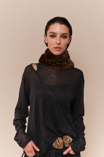 Remera Umi NEGRO