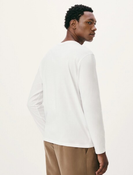 CAMISETA UNISSEX ESCOTE A LA BASE BLANCO