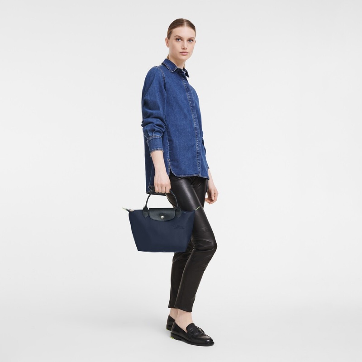 Longchamp -Cartera Longchamp plegable de nylon con cierre y asa corta, Le pliage green S - Azul 