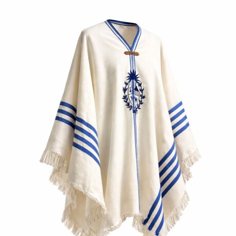 Poncho Patrio Fino Poncho Patrio Fino