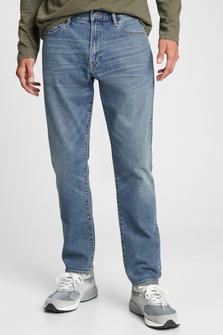 Jean Straight Taper Fairfax Hombre Medium Wash