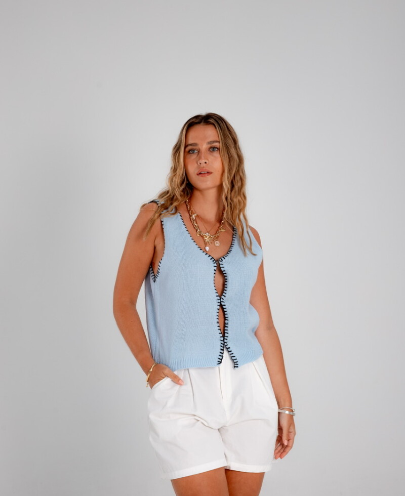 Chaleco Sofía celeste