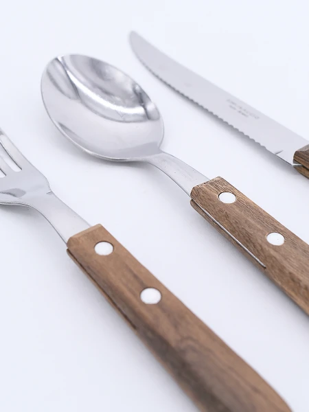 CUBIERTOS SET x 3 MARRON