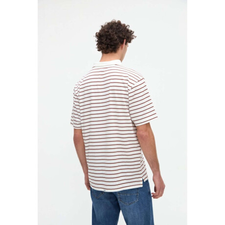 Remera polo Marin Off white Camel