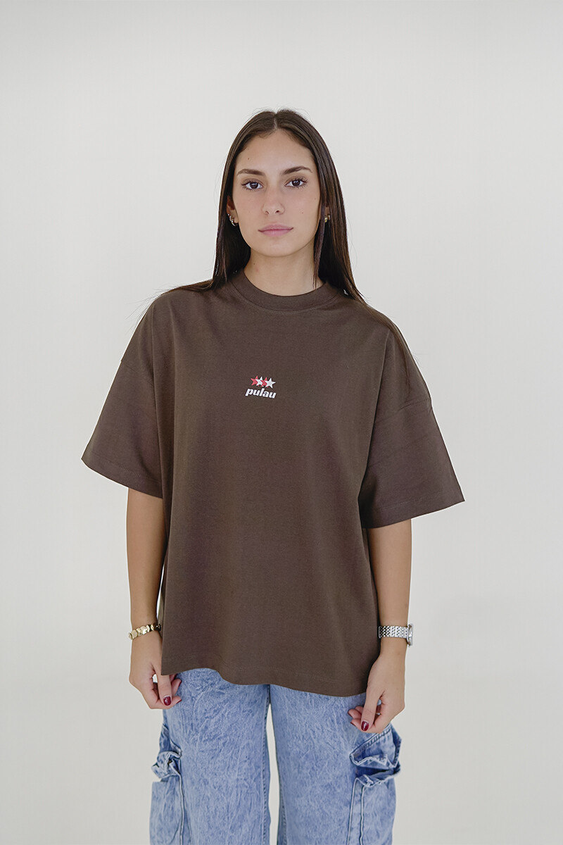 Remera Pulau Tau - Marrón 