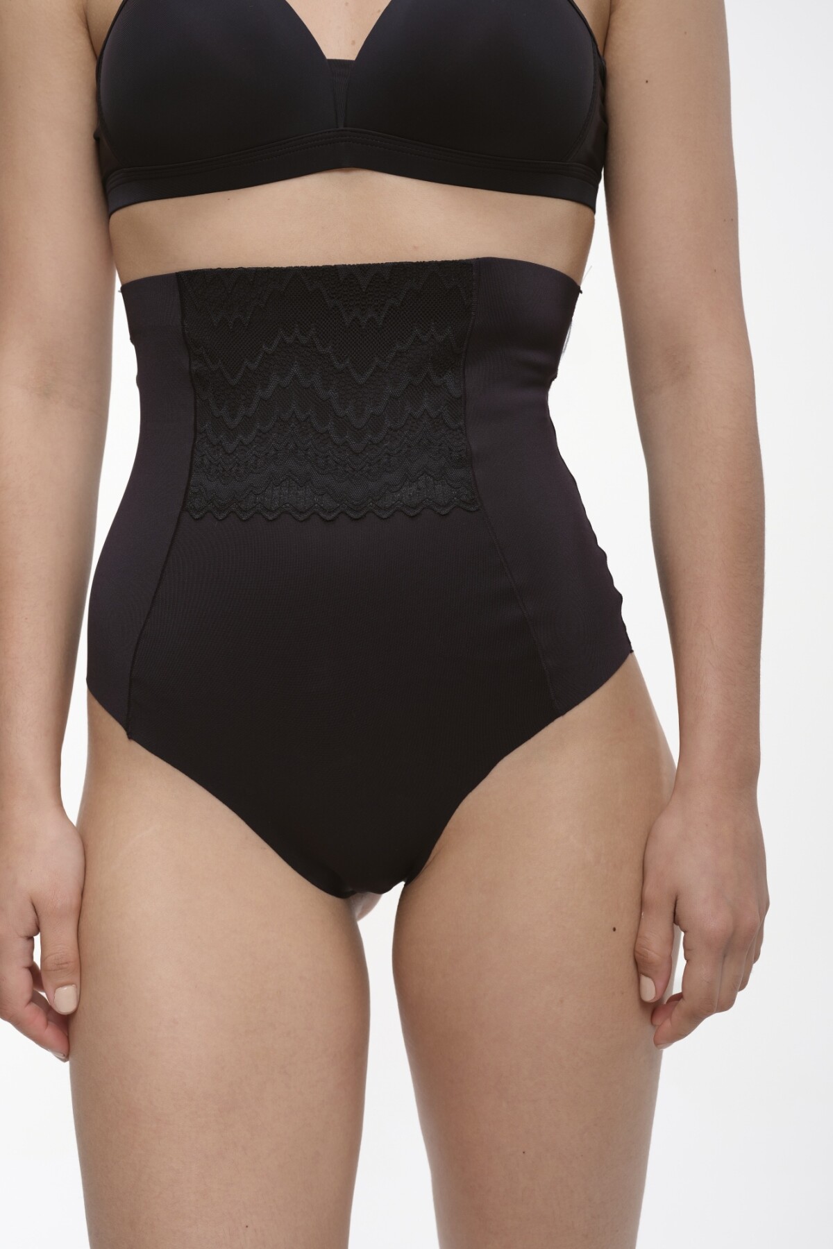 Colaless Dalma Negro