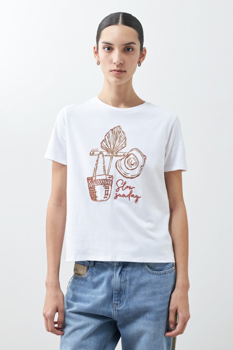 Remera con estampa local blanco