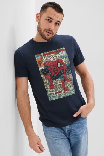 Remera Gráfico Spiderman Hombre Tapestry Navy