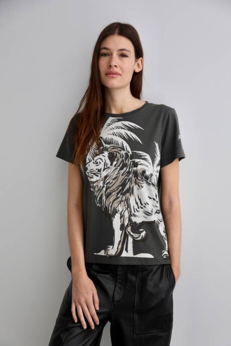 Remera Lion Palms Black Remera Lion Palms Black