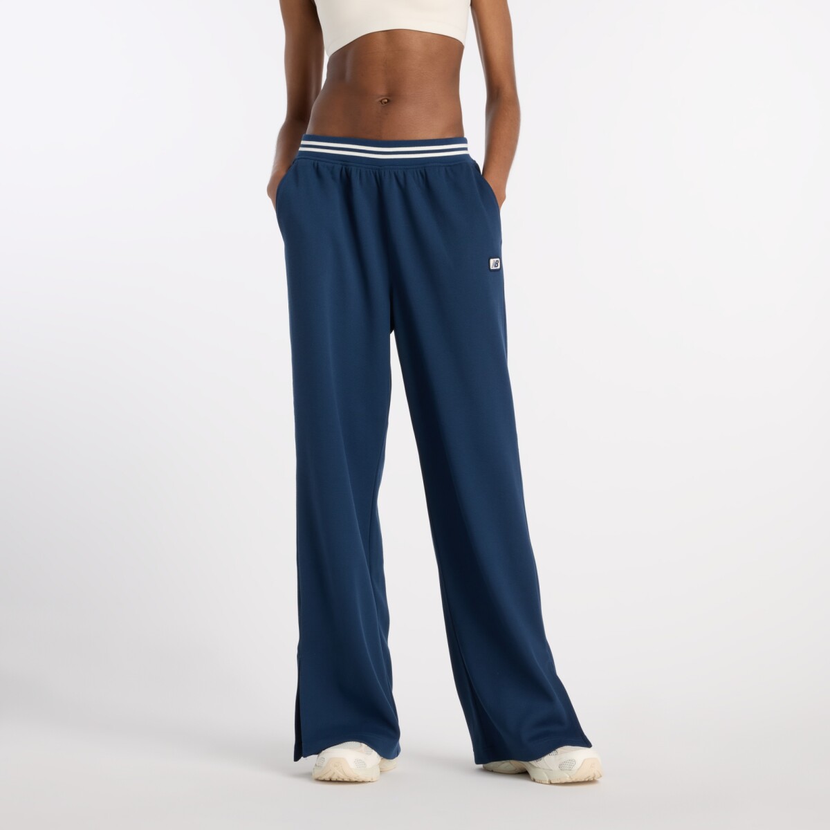 Pantalón New Balance de Dama - Track Pant - WP53501NNY - BLUE 