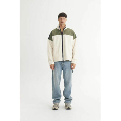 Campera sherpa March Crudo