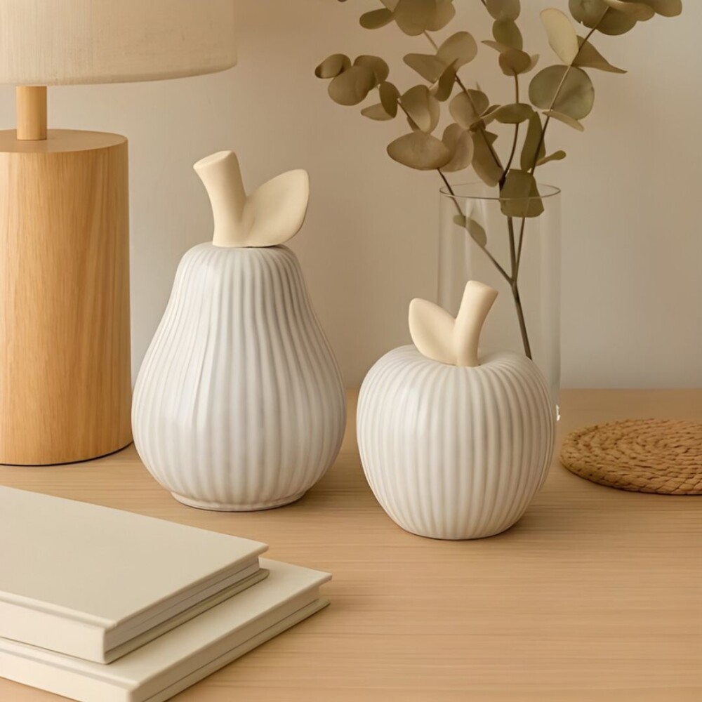 Pera de Cerámica - 6.5x6.5x11.5cm Pera de Cerámica - 6.5x6.5x11.5cm