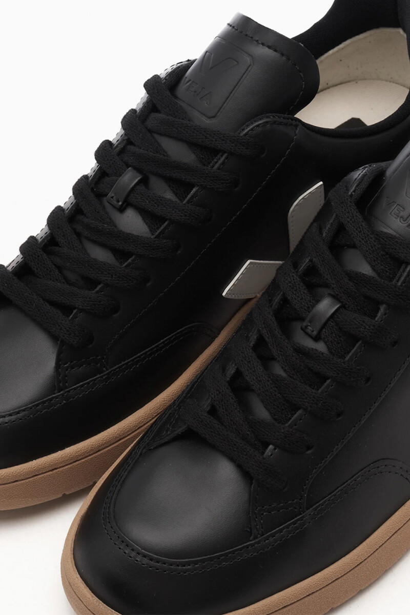 ZAPATILLA V-12 Negro