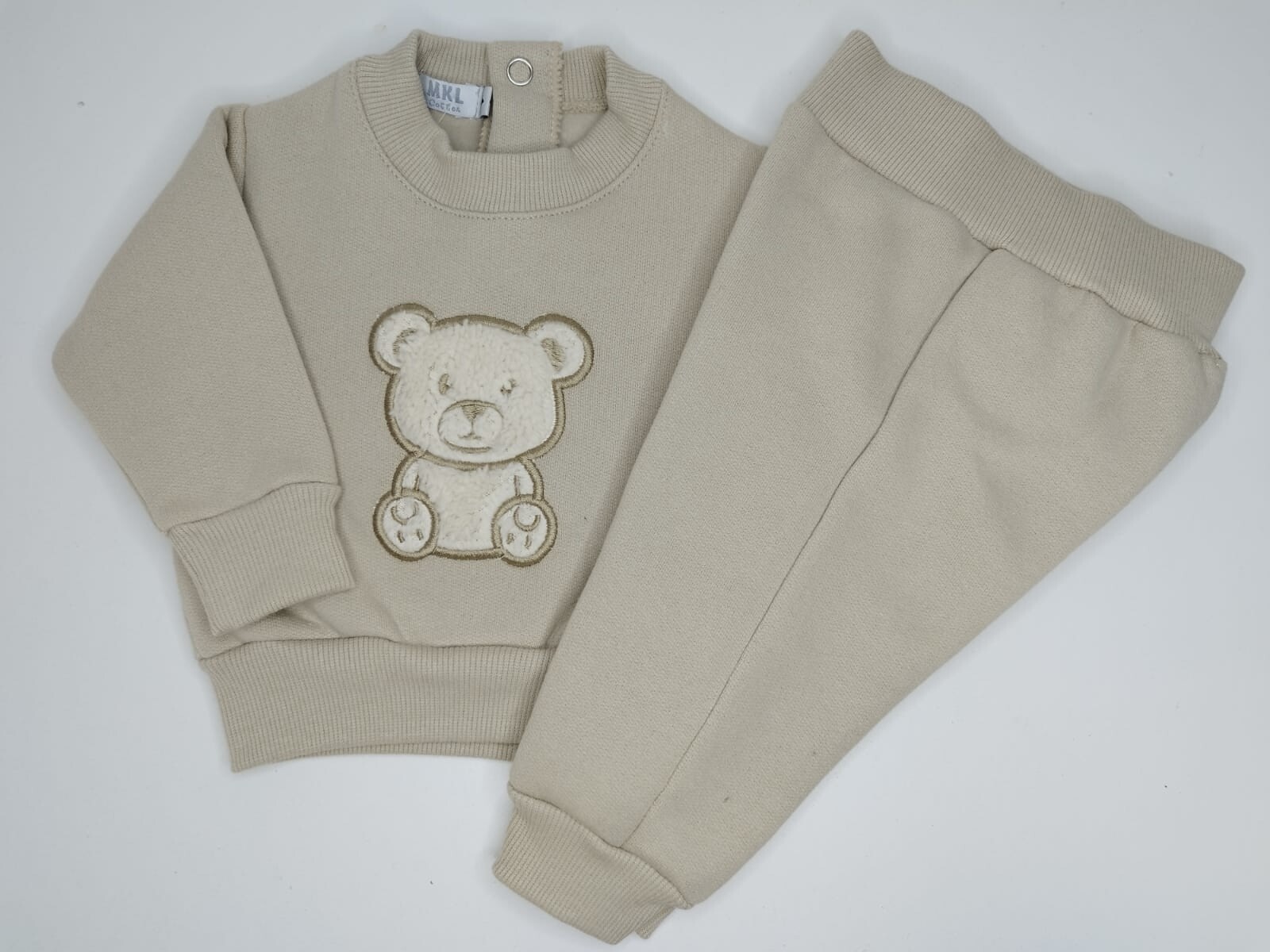 Conjunto bebe beige 