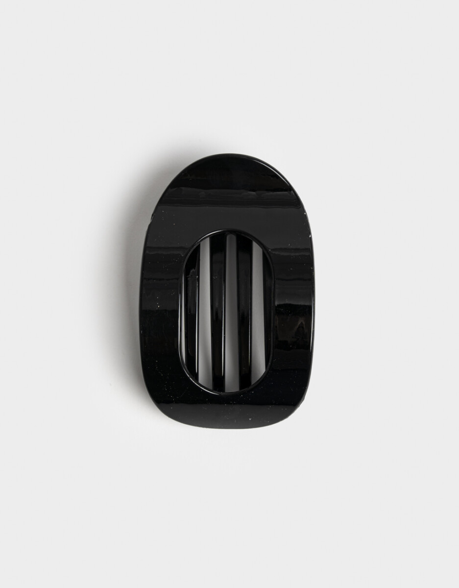 Broche Calado Negro 