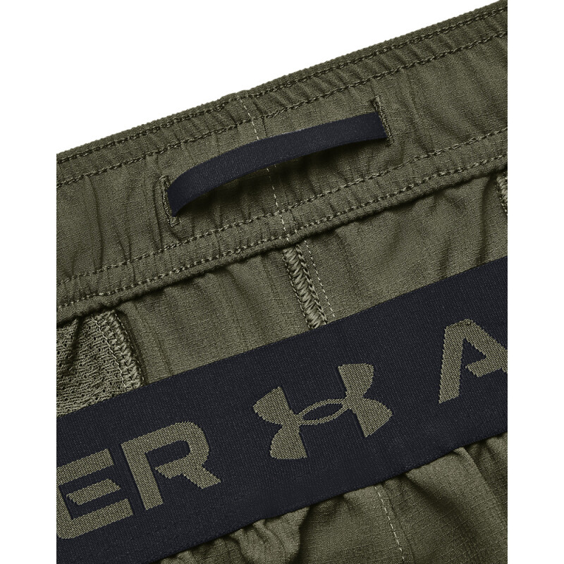 UA Vanish Woven 6in Shorts-RED GRN-390