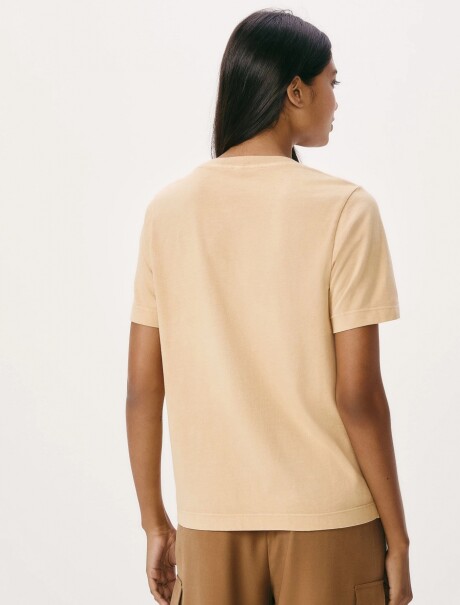 CAMISETA BÁSICA DE ALGODÓN ESCOTE V AMARILLO