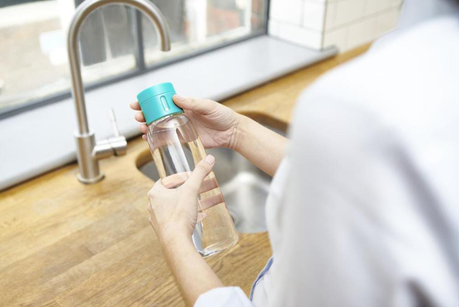 Botellas de hidratación - Joseph Joseph Dot - Turquesa 