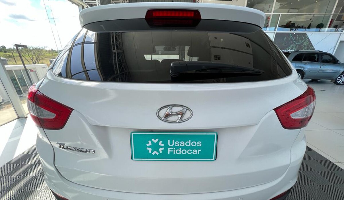 Hyundai Tucson 2.0 Gl 2014 Hyundai Tucson 2.0 Gl 2014