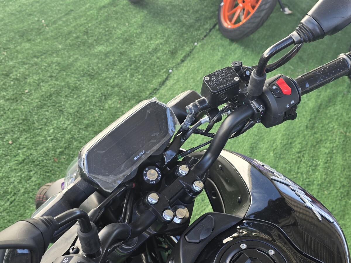 Bajaj Pulsar N125 FI BLK 124 | Permuta / Financia Bajaj Pulsar N125 FI BLK 124 | Permuta / Financia