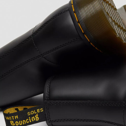 Botas Dr. Martens 1460 Black Smooth - Negro Botas Dr. Martens 1460 Black Smooth - Negro