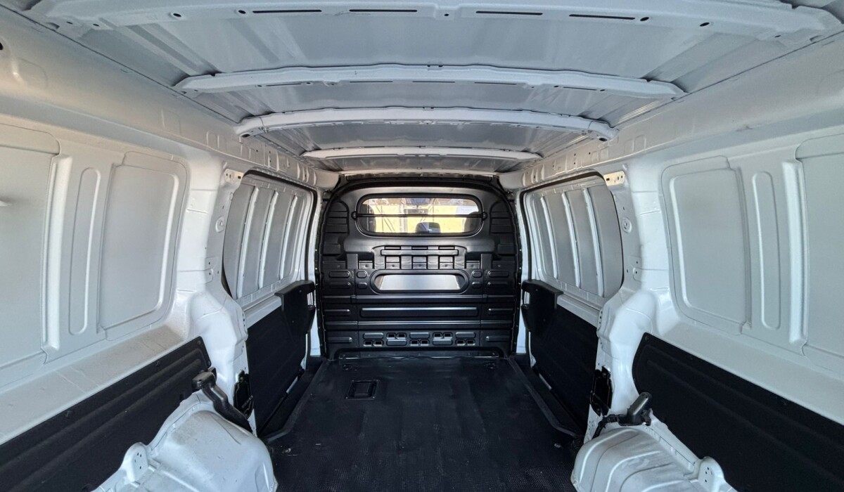 Hyundai H1 Staria Furgon 2.2 Diesel - 2023 Hyundai H1 Staria Furgon 2.2 Diesel - 2023