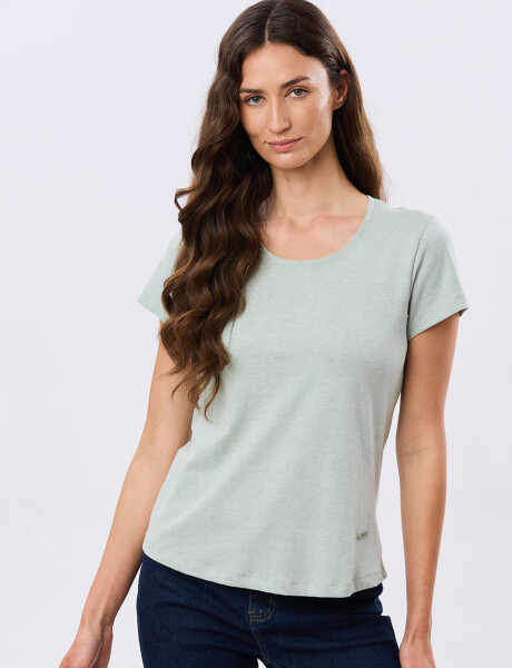REMERA BÁSICA DE ALGODÓN Verde
