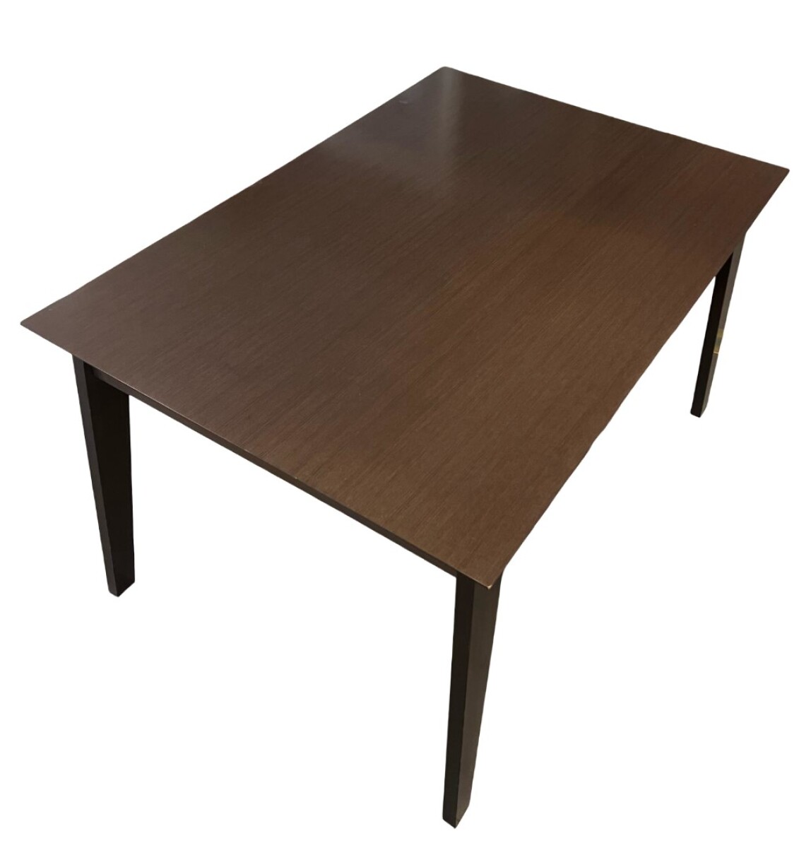 Mesa de comedor 1.30 x 90cms - Producto con detalles. 