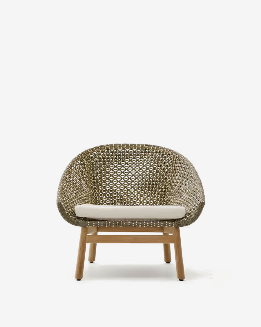 Butaca Olbia de ratán sintético y madera maciza de teca FSC 100% Butaca Olbia de ratán sintético y madera maciza de teca FSC 100%