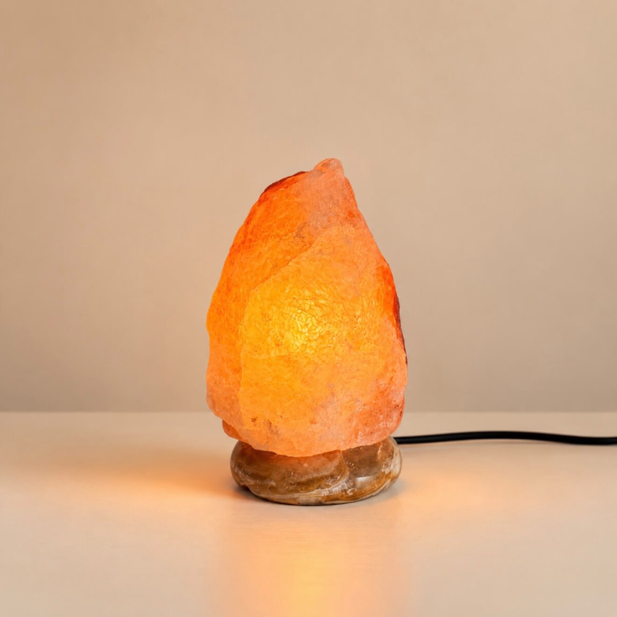Lámpara de Sal Natural con Base de Piedra 