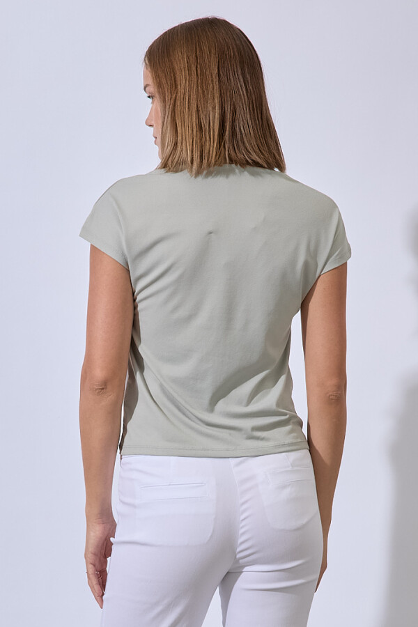 Blusa Escote V VERDE