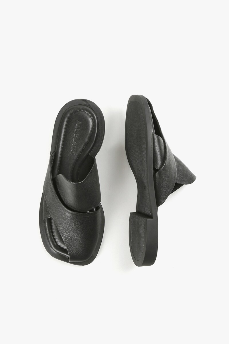 SANDALIA TOE SLIDE Negro