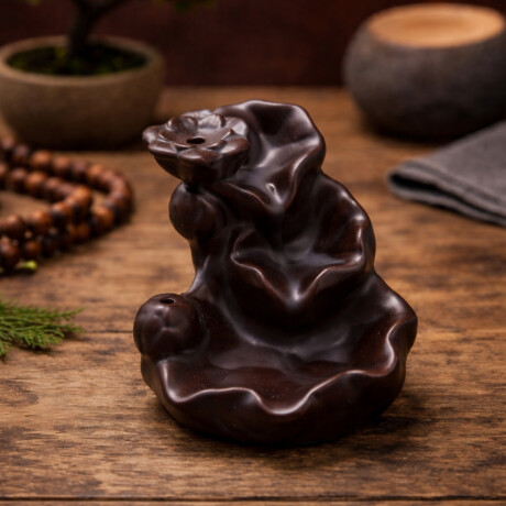 Porta Incienso cascada de cerámica para cono Hojas Negro