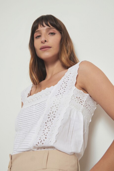Top con broderie blanco
