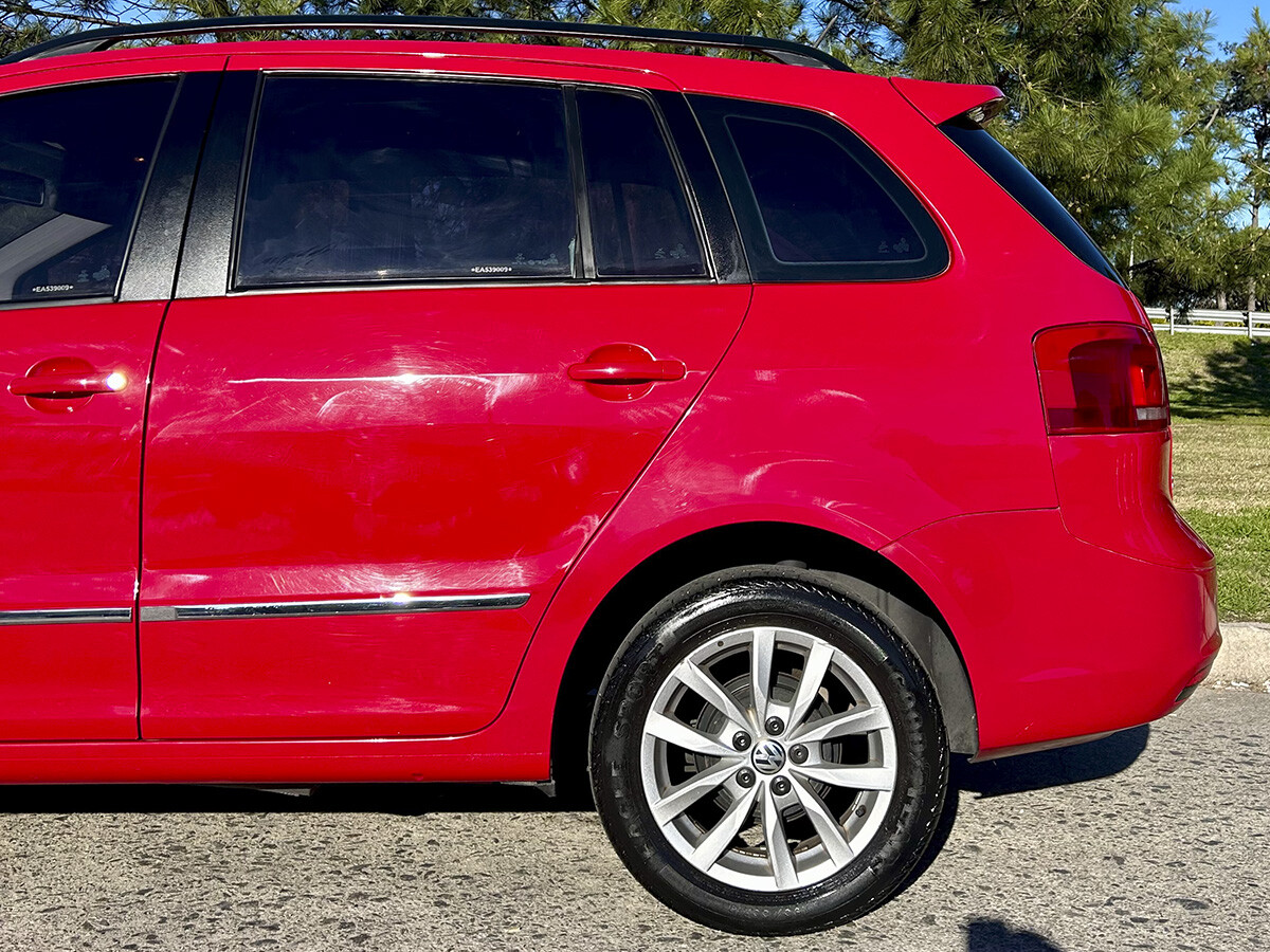 Volkswagen Suran con Ficha Oficial | Permuta / Financia Volkswagen Suran con Ficha Oficial | Permuta / Financia