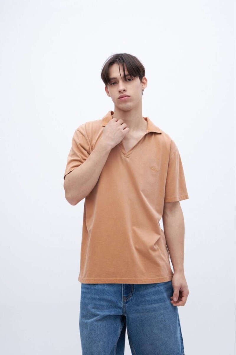 Remera polo Dax - Camel 
