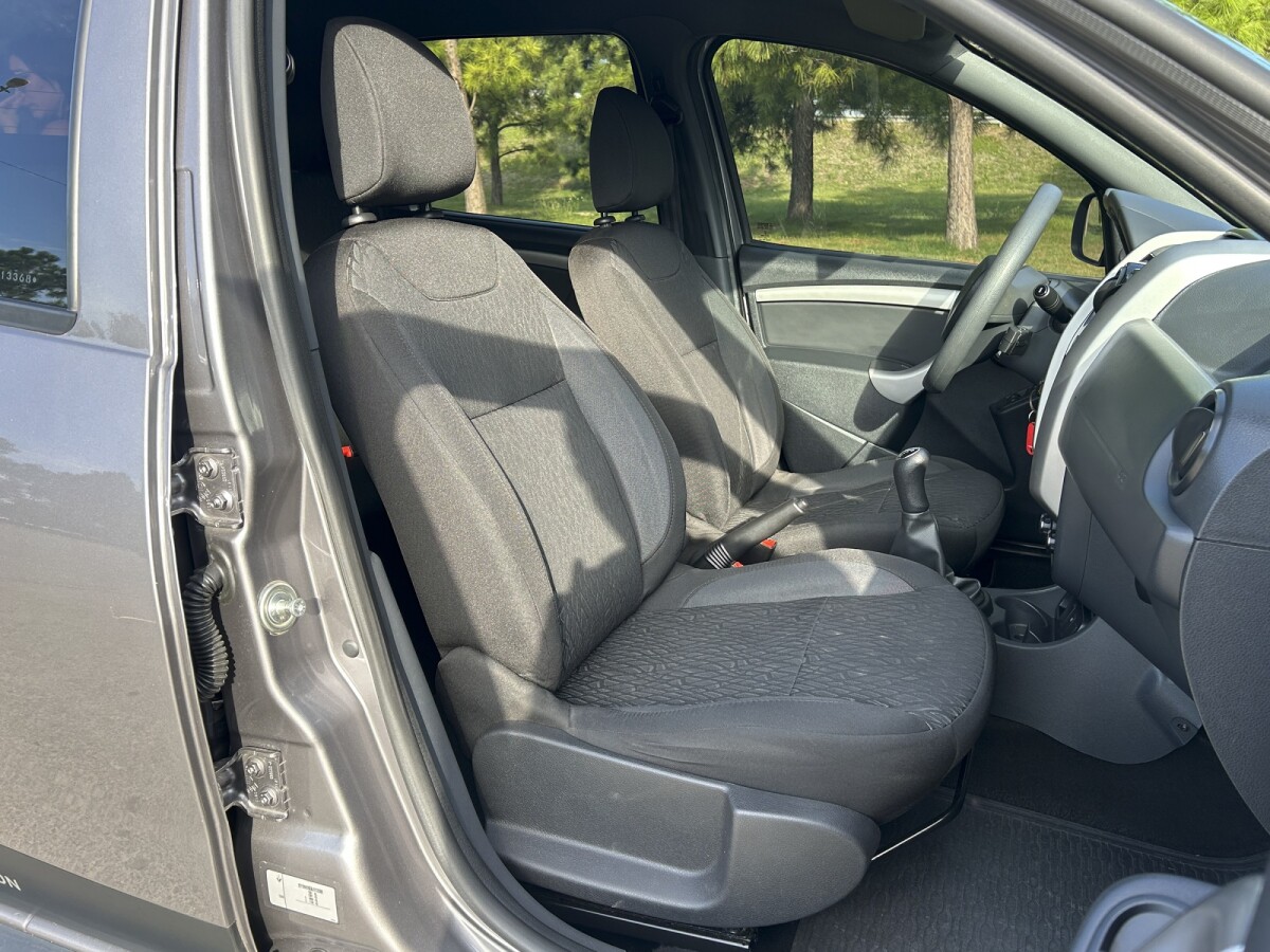 Renault Oroch Dynamique 1.6 Black Edition Renault Oroch Dynamique 1.6 Black Edition